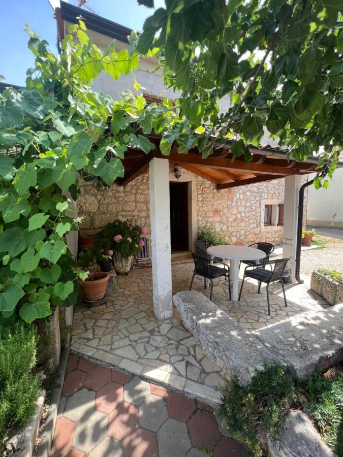 Apartmán Kuca Za Odmor Matea Poreč Exteriér fotografie